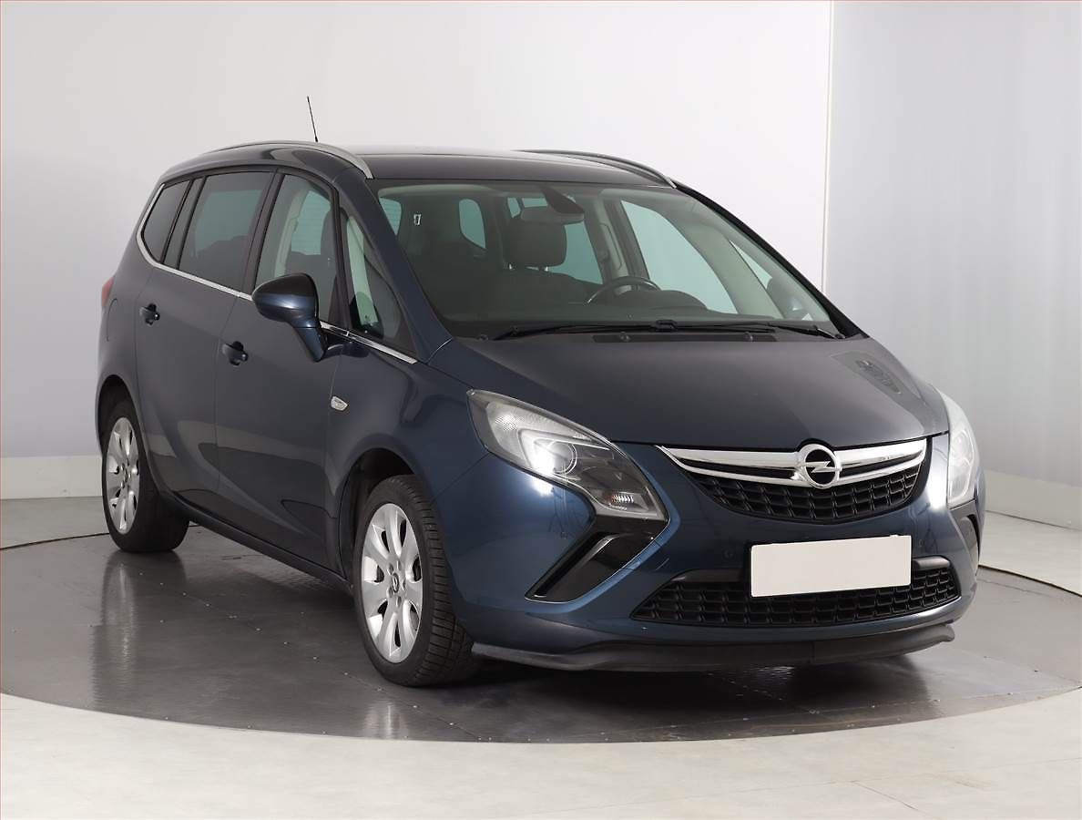 Opel Zafira Cosmo 2.0 CDTI, 7 míst