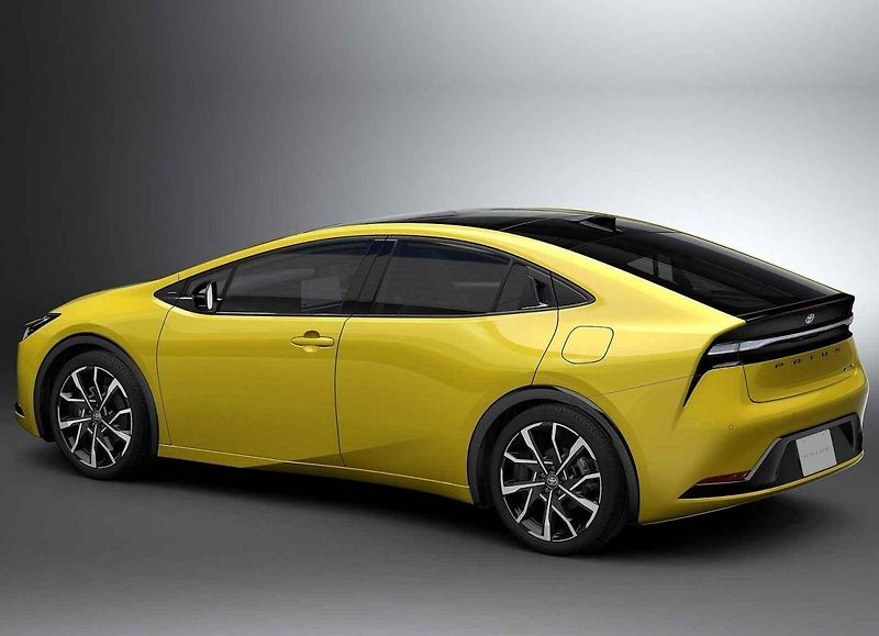 Toyota Prius (2023)