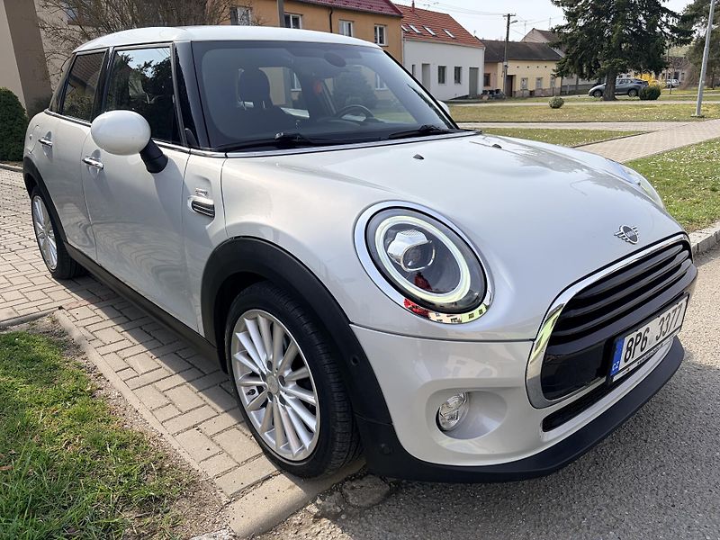 Mini Cooper 1.5 TURBO 100kW LED REZERVACE - fotka 2 z 38