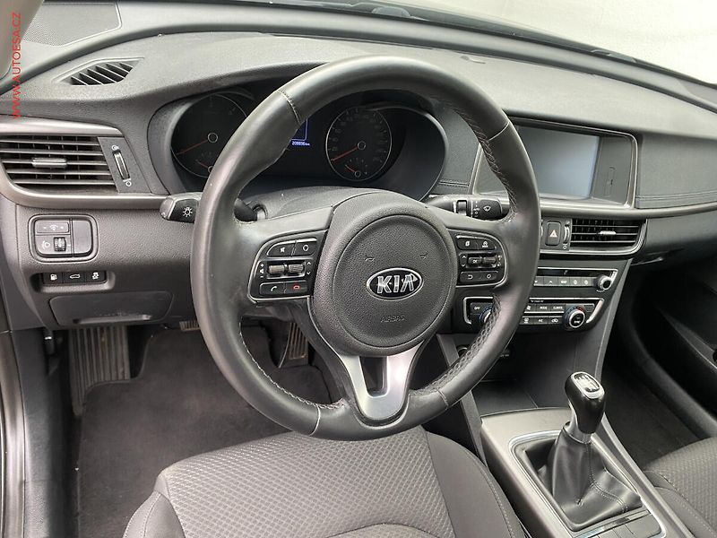 Kia Optima (2016) 1.7 CRDi, ČR, Navi, AC - fotka 12 z 17