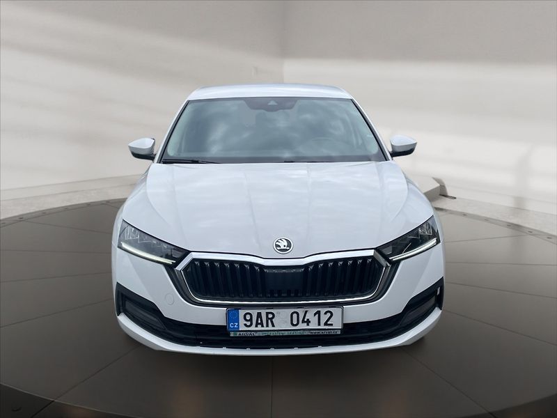 Škoda Octavia 2,0 TDI 85 Ambition - fotka 2 z 11