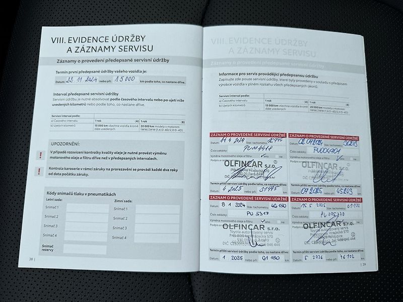 Toyota RAV4 (2023) 2.5HSD 4WD Hybrid Executive - fotka 30 z 49