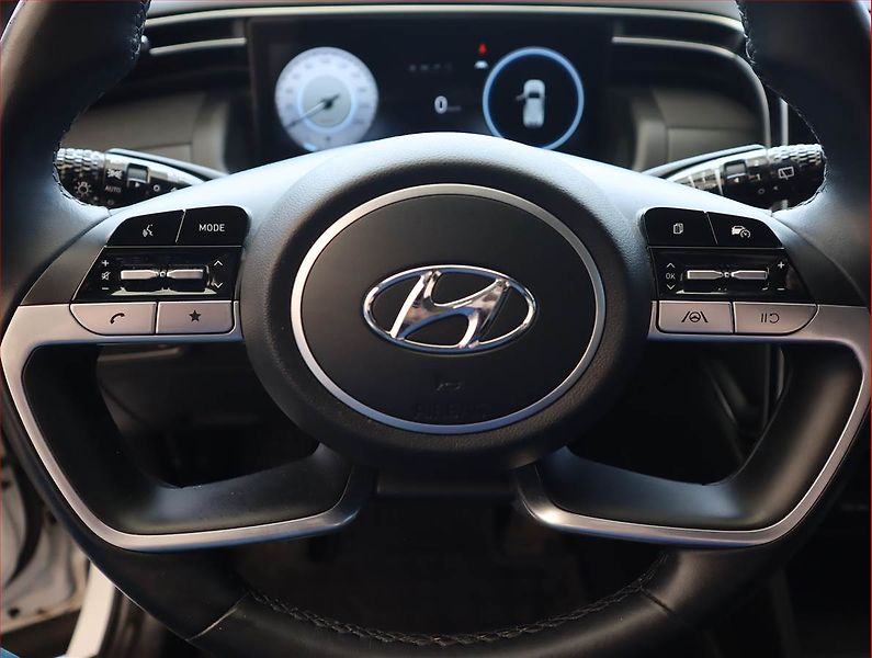 Hyundai Tucson (2021) Style 1.6 T-GDI - fotka 21 z 22