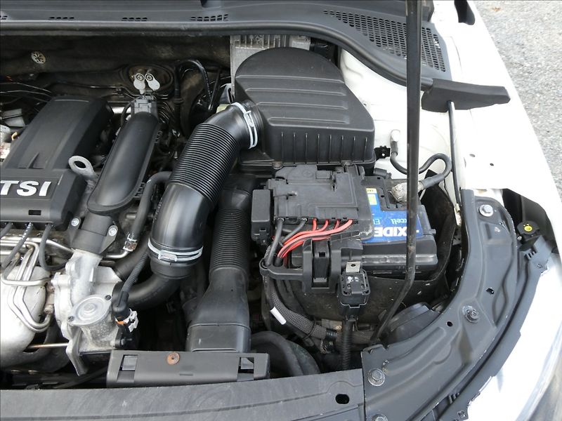 Škoda Rapid 1,2 TSI 77kW Style Spaceback - fotka 36 z 36