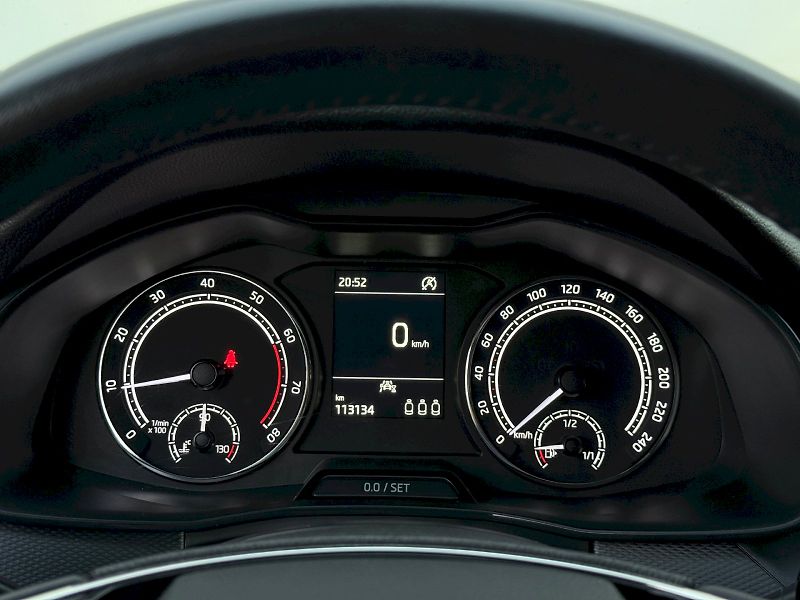 Škoda Scala (2022) 1.0 TSI 81 kW Ambition - fotka 7 z 22