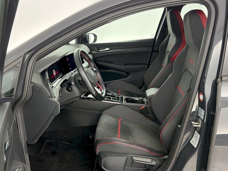 Volkswagen Golf (2023) GTI Clubsport 2.0 TSI 221kW DS - fotka 7 z 32