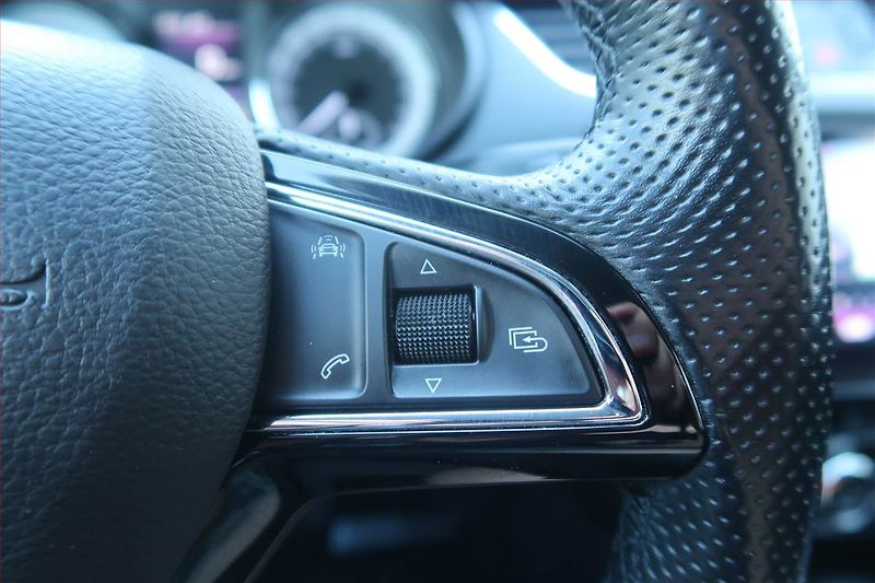 Škoda Octavia (2017) 1.5 TSI, Serv.kniha, Navi - fotka 17 z 22