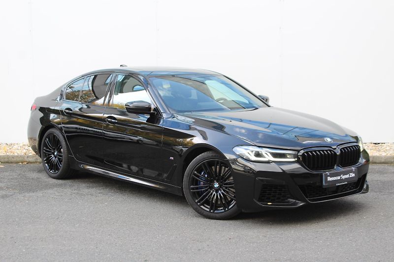 BMW Řada 5 540i xDrive - fotka 7 z 28