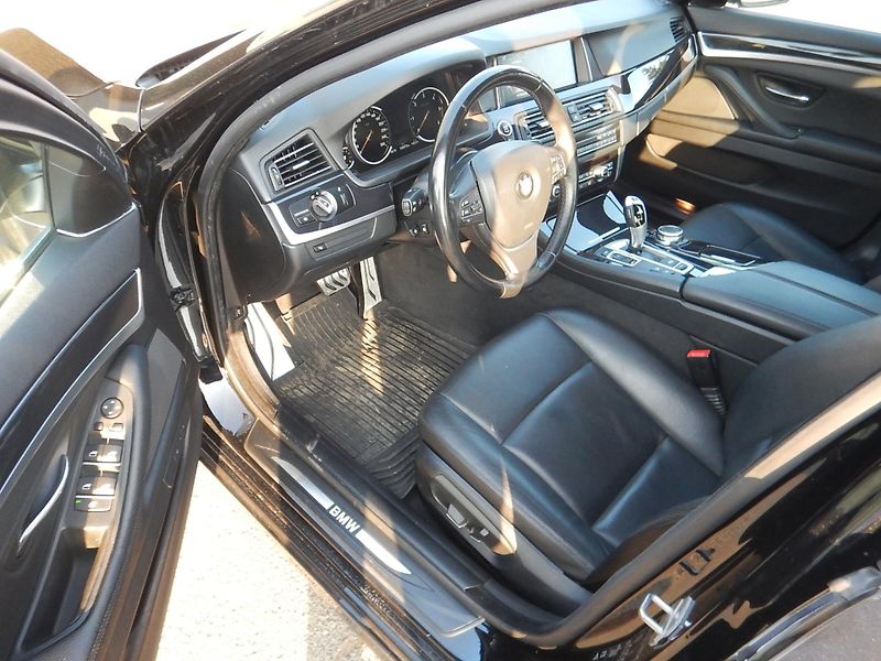 BMW Řada 5 520d XDRIVE, ČR, SERVISKA - fotka 9 z 32