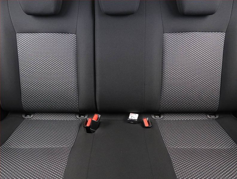 Suzuki Vitara (2019) Premium 1.4 BoosterJet, 4X4 - fotka 10 z 21