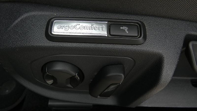 Volkswagen Arteon Shooting Brake 2.0 TDI DSG Ele - fotka 23 z 25