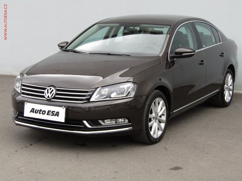 Volkswagen Passat (2012) 1.4 TSi, Trendline, +kola - fotka 3 z 3