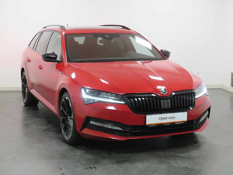 Škoda Superb - fotka 8 z 25