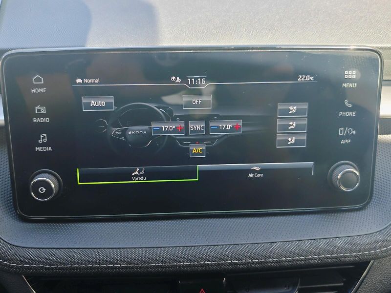 Škoda Fabia (2025) 1,0 TSI 70 kW 130 LET PREMIUM - fotka 31 z 39