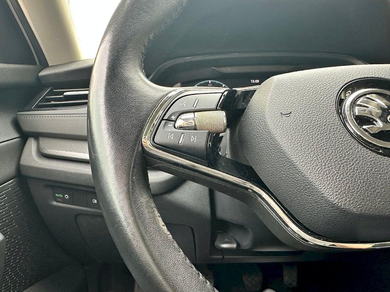 Škoda Octavia (2022) 1.5 TSI 110kW Ambition - fotka 10 z 23