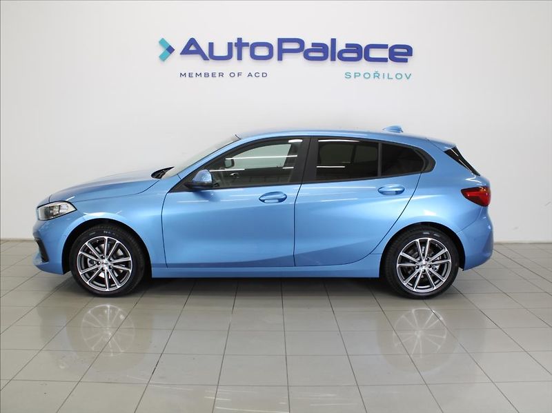 BMW Řada 1 118i 103kW AT Advantage ČR   1 - fotka 5 z 13