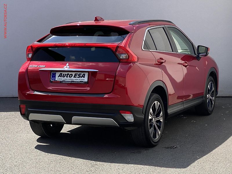 Mitsubishi Eclipse Cross (2021) 1.5T-MiVEC, AT, kamera, +ALU - fotka 4 z 17