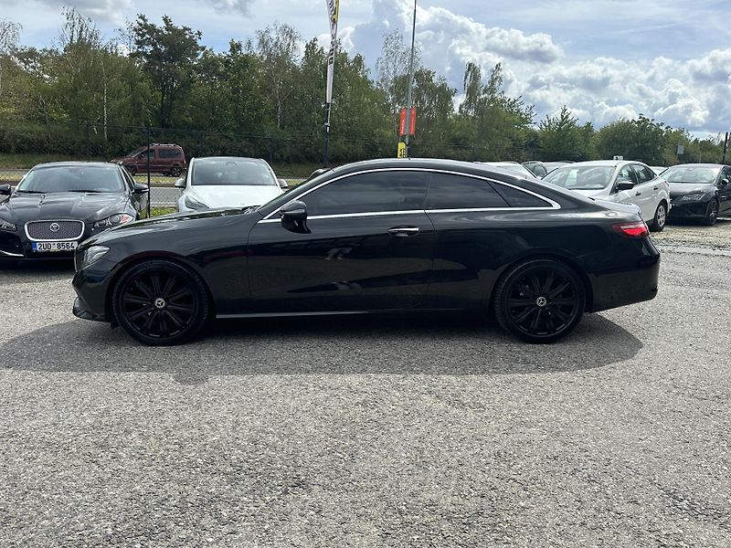 Mercedes-Benz Třídy E (2018) Mercedes-Benz E 200 2018 - fotka 4 z 19