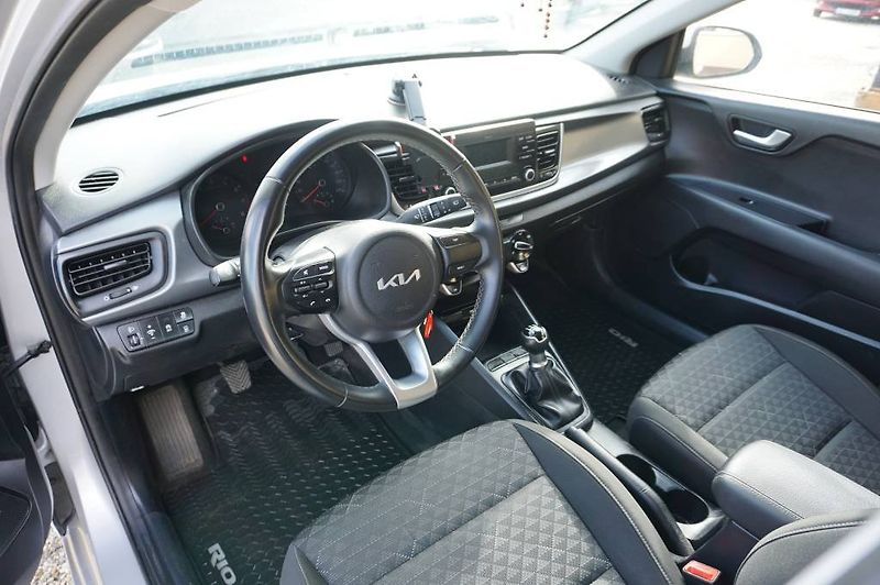 Kia Rio (2021) 1,2 1MAJ NOVÉ V ČR - fotka 8 z 28