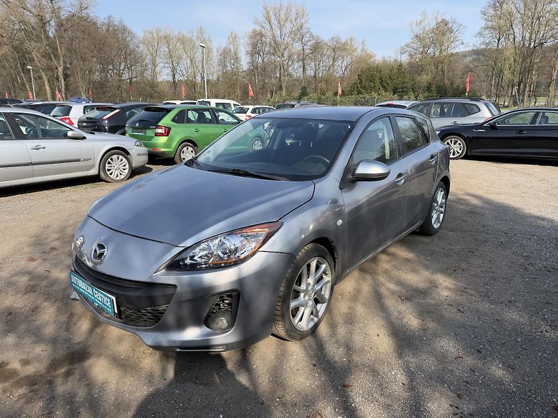 Mazda 3 2.2 D - fotka 3 z 19