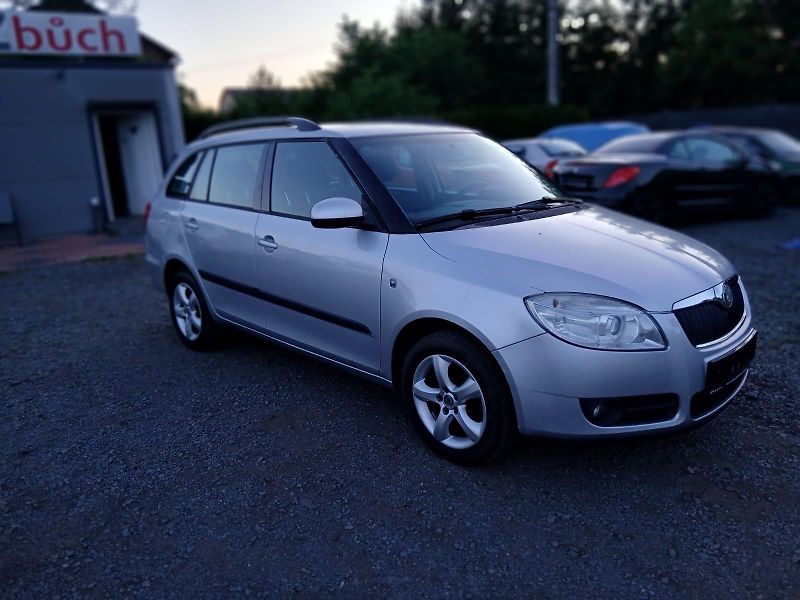 Škoda Fabia 1.2i, ALU, klima - fotka 8 z 31