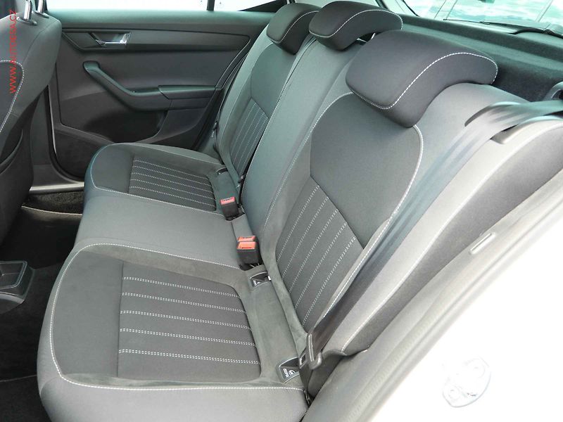 Škoda Fabia (2021) 1.0 TSi, Style, LED - fotka 10 z 21