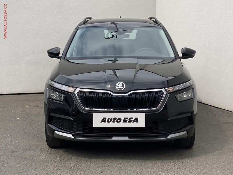 Škoda Kamiq (2023) 1.0 TSi, Ambition, DSG - fotka 2 z 18