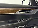 BMW Řada 7 740d xDrive, 320PS/ČR/ZÁRUKA ! - náhled 23