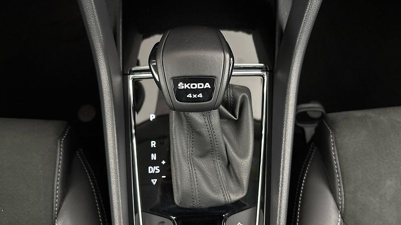 Škoda Kodiaq 2.0 TDI DSG 4x4 Style - fotka 26 z 30