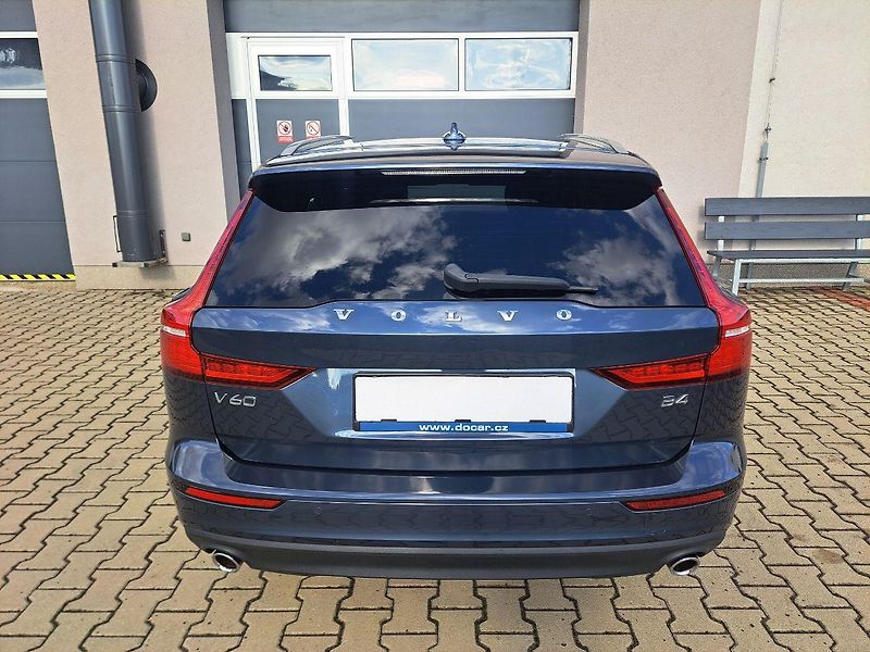 Volvo V60 (2021) 2.0 B4 Momentum, ZÁRUKA - fotka 10 z 36