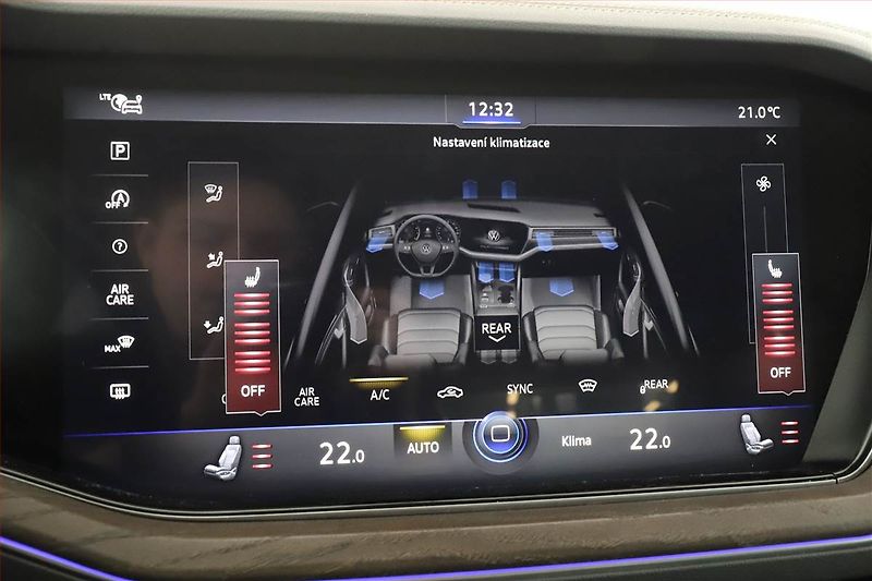 Volkswagen Touareg (2022) 3.0 TDI - fotka 18 z 23