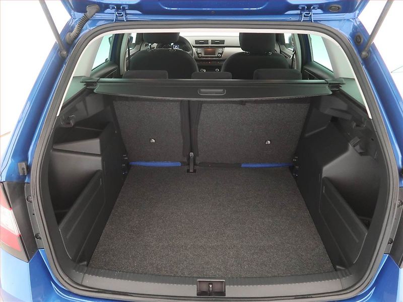 Škoda Fabia (2017) Style 1.2 TSI, ČR,1.maj - fotka 11 z 12