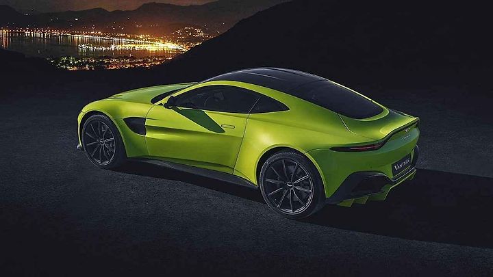 Aston Martin Vantage.