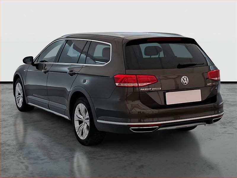 Volkswagen Passat (2017) Alltrack 2.0 TDI, 4X4 - fotka 4 z 21