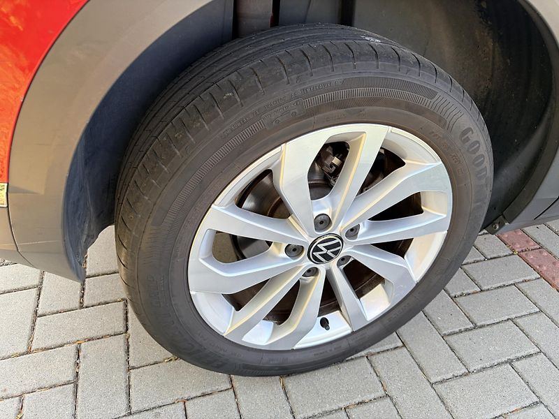 Volkswagen T-Roc 1.0TSI SPORT IQ LIGHT - fotka 8 z 46