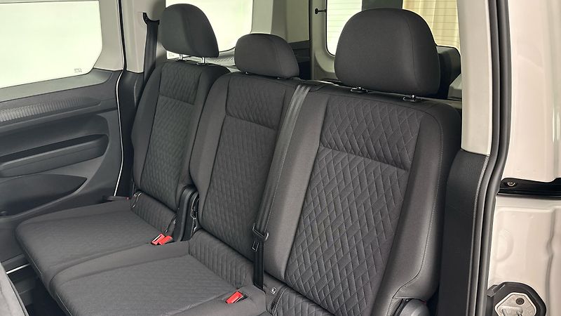 Volkswagen Caddy 2.0 TDI Life - fotka 16 z 26