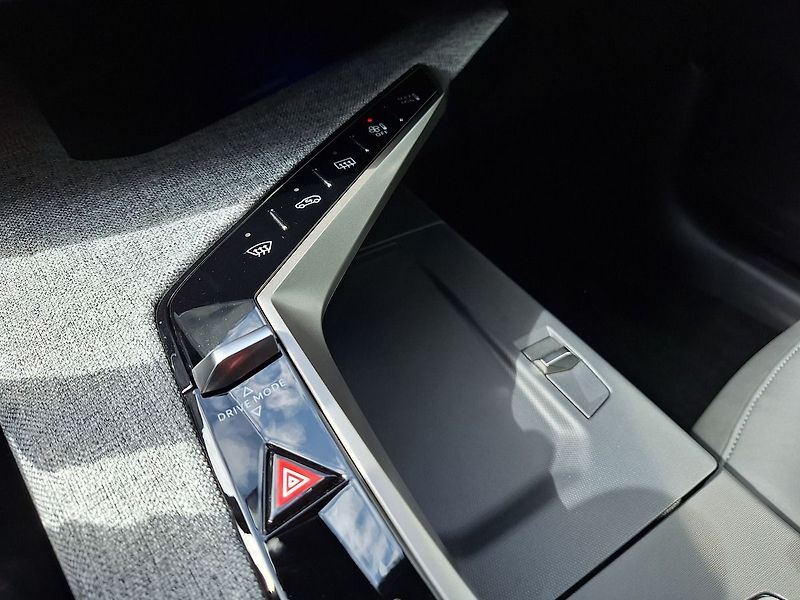 Peugeot 3008 (2026) ALLURE Hybrid 145 e-DCS6 - fotka 17 z 18
