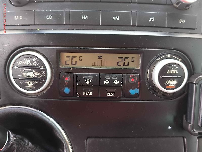 Volkswagen Multivan (2005) 2.5 TDi, Nez.topení - fotka 14 z 18