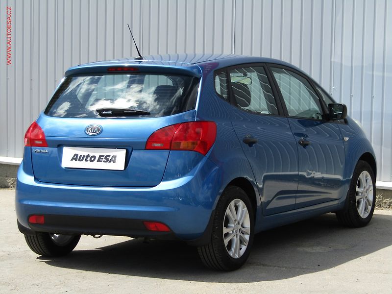 Kia Venga (2010) 1.4 CVVT, ČR - fotka 4 z 14