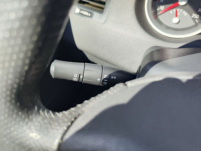 Renault Mégane 2.0 16V/99kW Cabrio - fotka 25 z 36