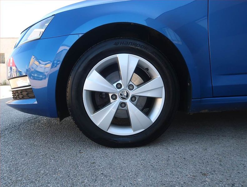 Škoda Octavia (2017) Style 1.6 TDI, Tempomat - fotka 14 z 18