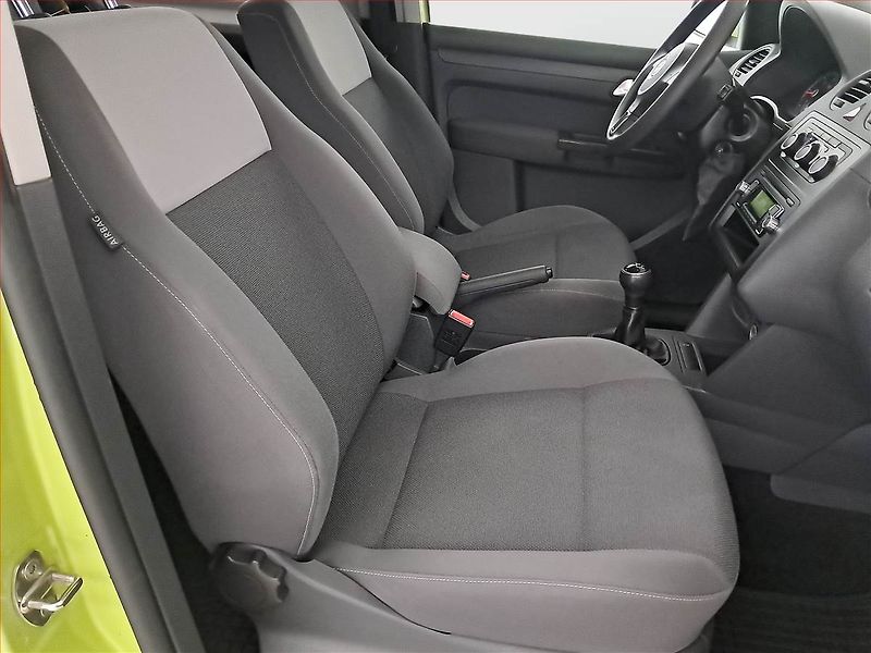 Volkswagen Caddy (2012) 1.6 TDI, 5Míst, ČR - fotka 9 z 15
