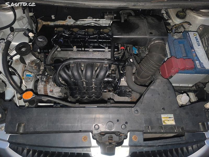 Mitsubishi Colt 1,3 70KW,PĚKNÝ,140TKM,SERVISKA - fotka 15 z 19