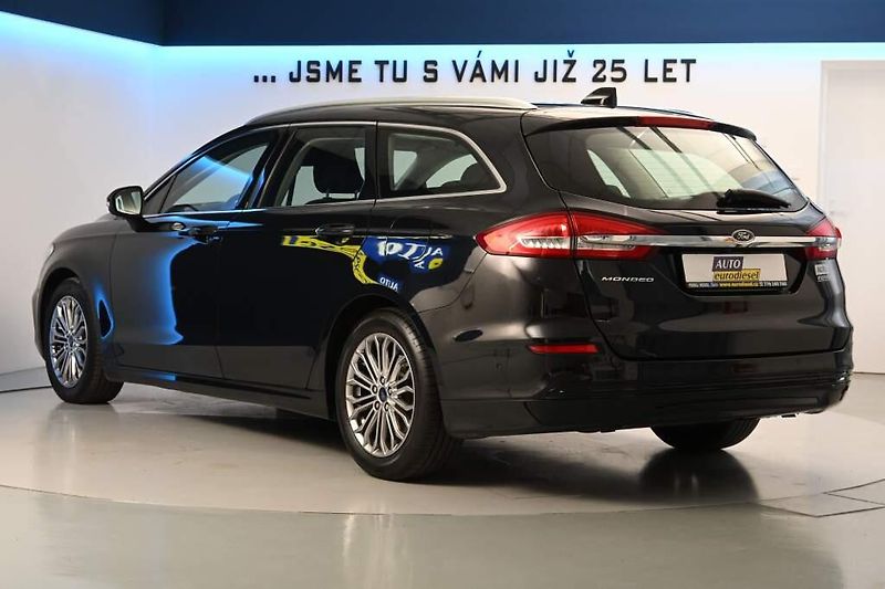 Ford Mondeo (2022) 2.0 LED SONY ACC Tažné Kamera - fotka 7 z 38