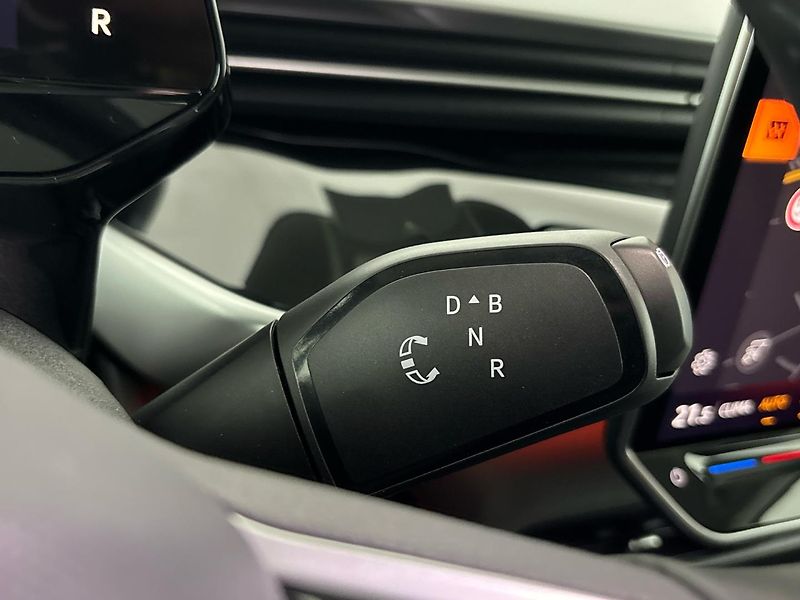Volkswagen ID.Buzz 86 kWh Long Pro - fotka 20 z 29