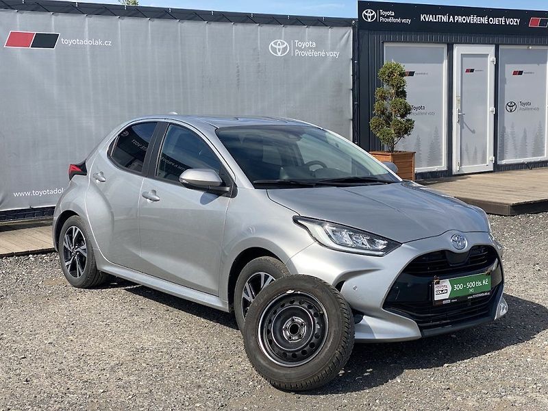 Toyota Yaris 1.5i, ČR, Style, záruka - fotka 1 z 15