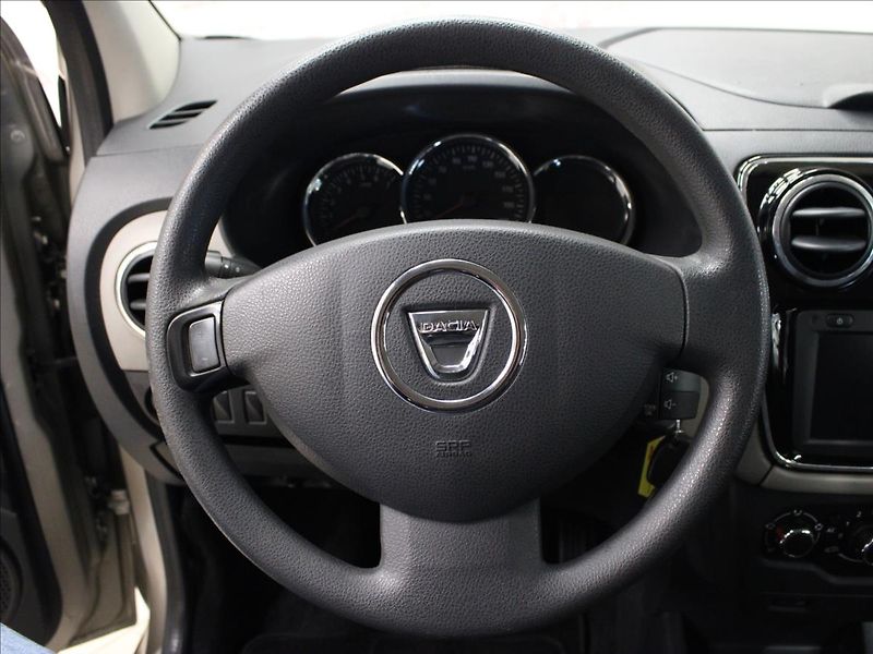 Dacia Lodgy 1,5 dCi Laureate 1.majitel - fotka 15 z 32