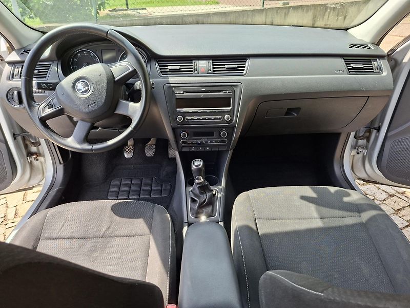 Škoda Rapid (2013) 1.2 TSI, první majitel, +zimní - fotka 11 z 24