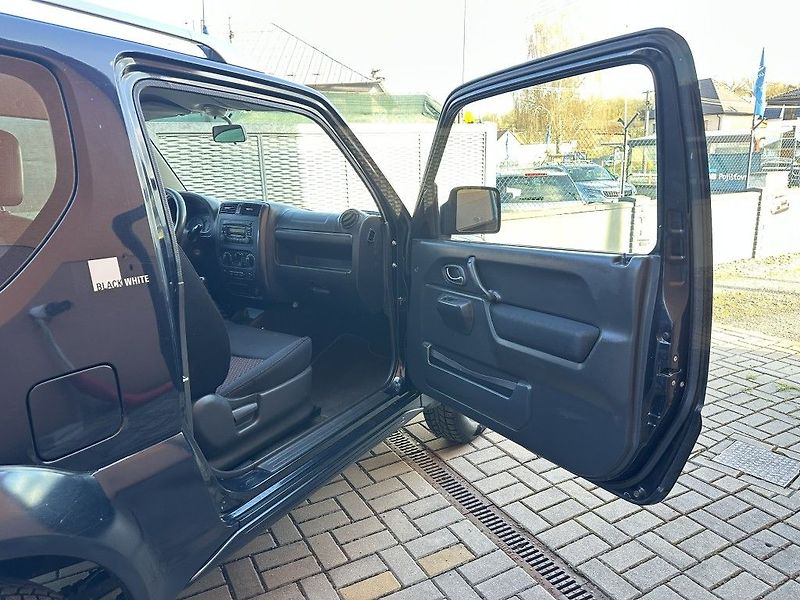 Suzuki Jimny 1.3i 63kW serviska Top stav - fotka 21 z 23