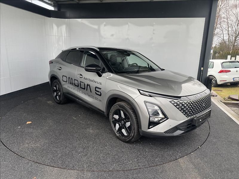 Omoda 5 (2026) 1,5 TGDi HEV PREMIUM - fotka 8 z 30